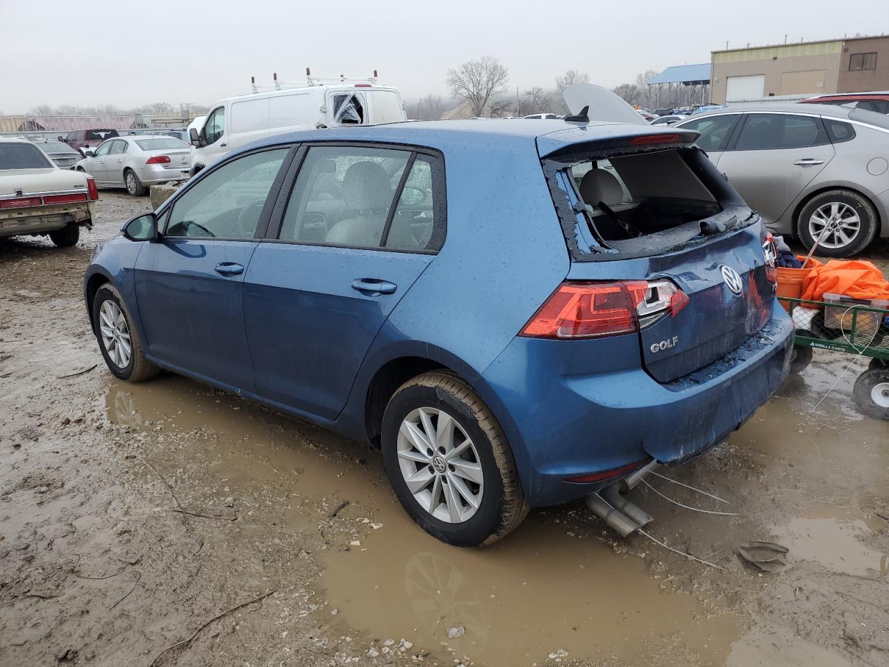 2016 Volkswagen Golf - Image 2