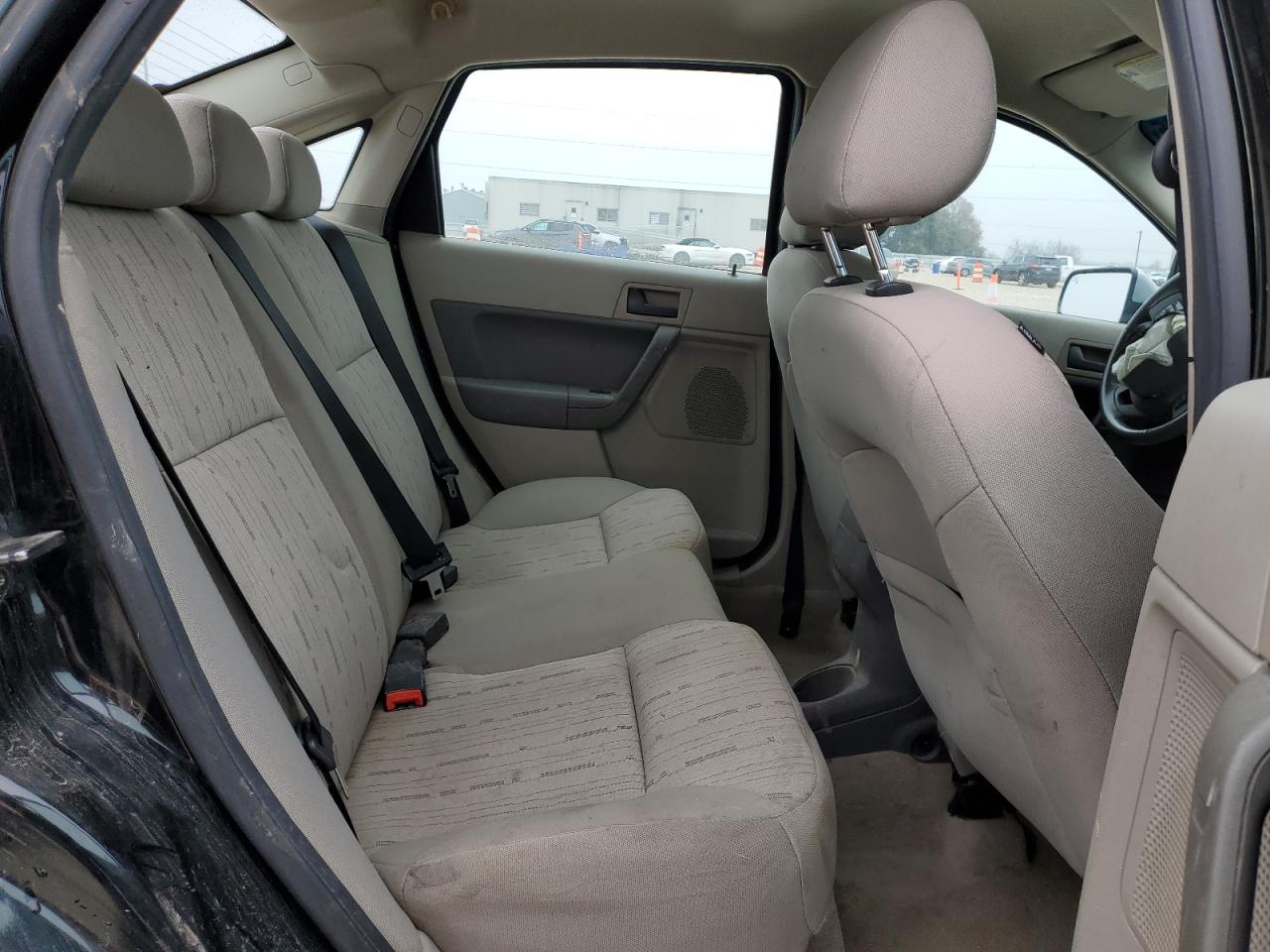 2011 Ford Focus - Image 10