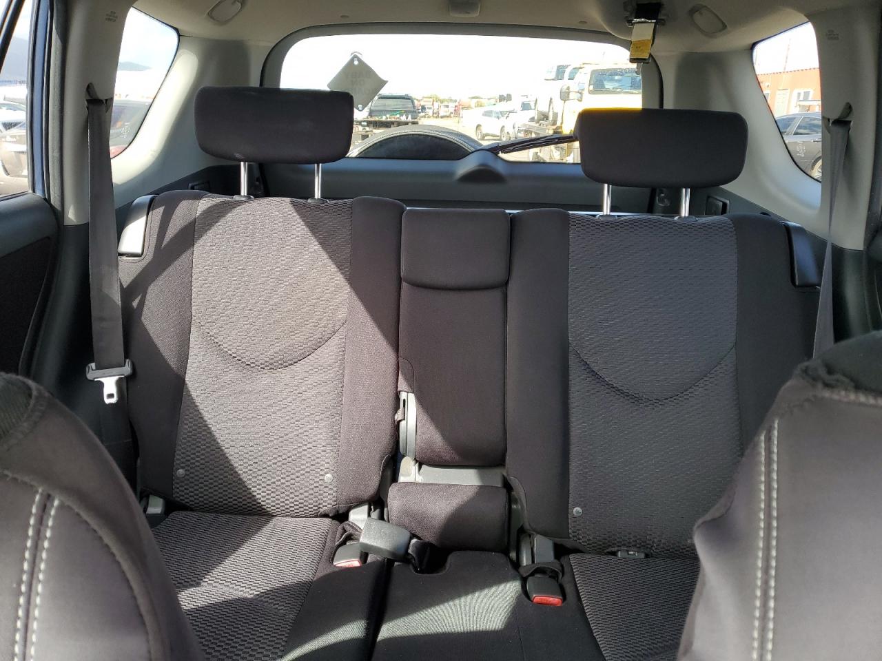 2010 Toyota RAV 4 - Image 10