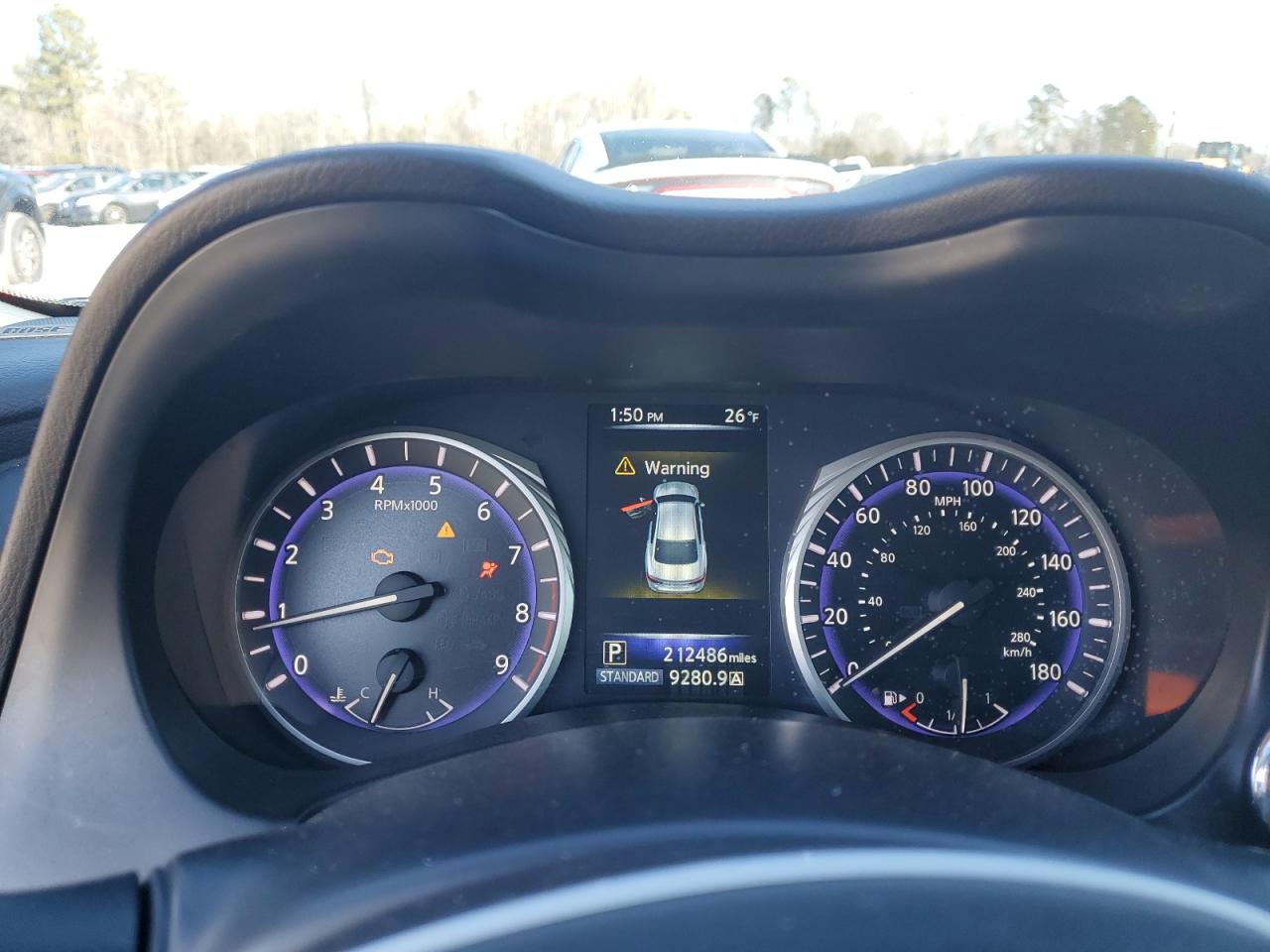 2015 Infiniti Q50 - Image 9