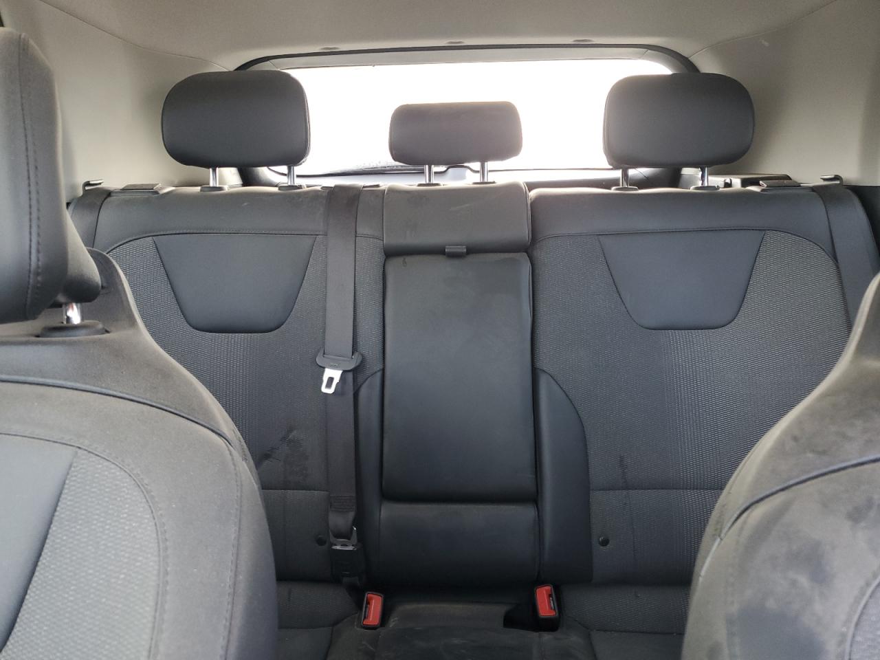 2023 Kia Niro - Image 10