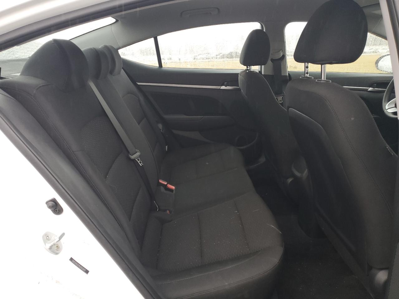 2020 Hyundai Elantra - Image 10