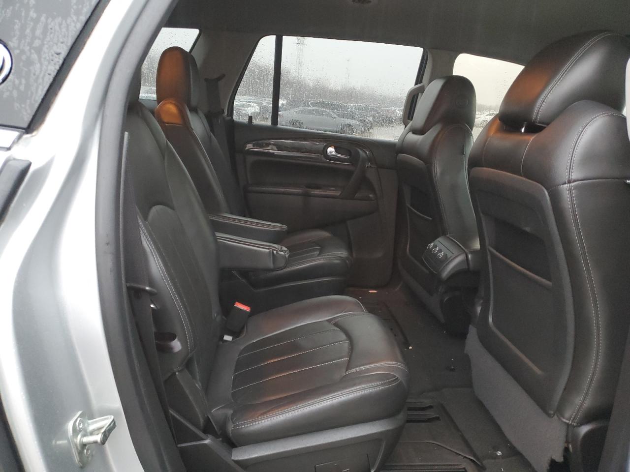2014 Buick Enclave - Image 12
