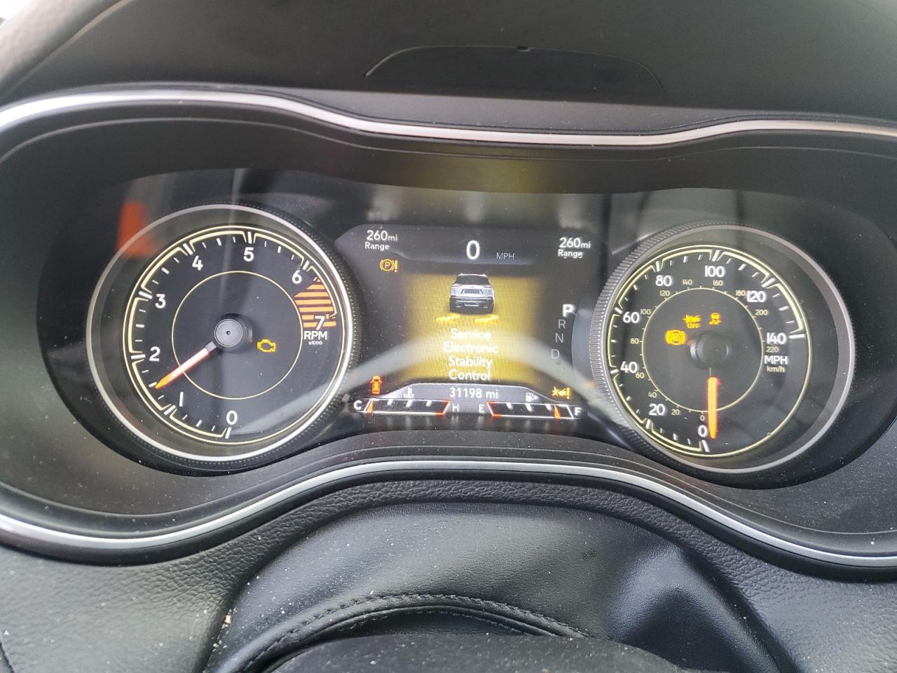 2023 Jeep Cherokee - Image 9