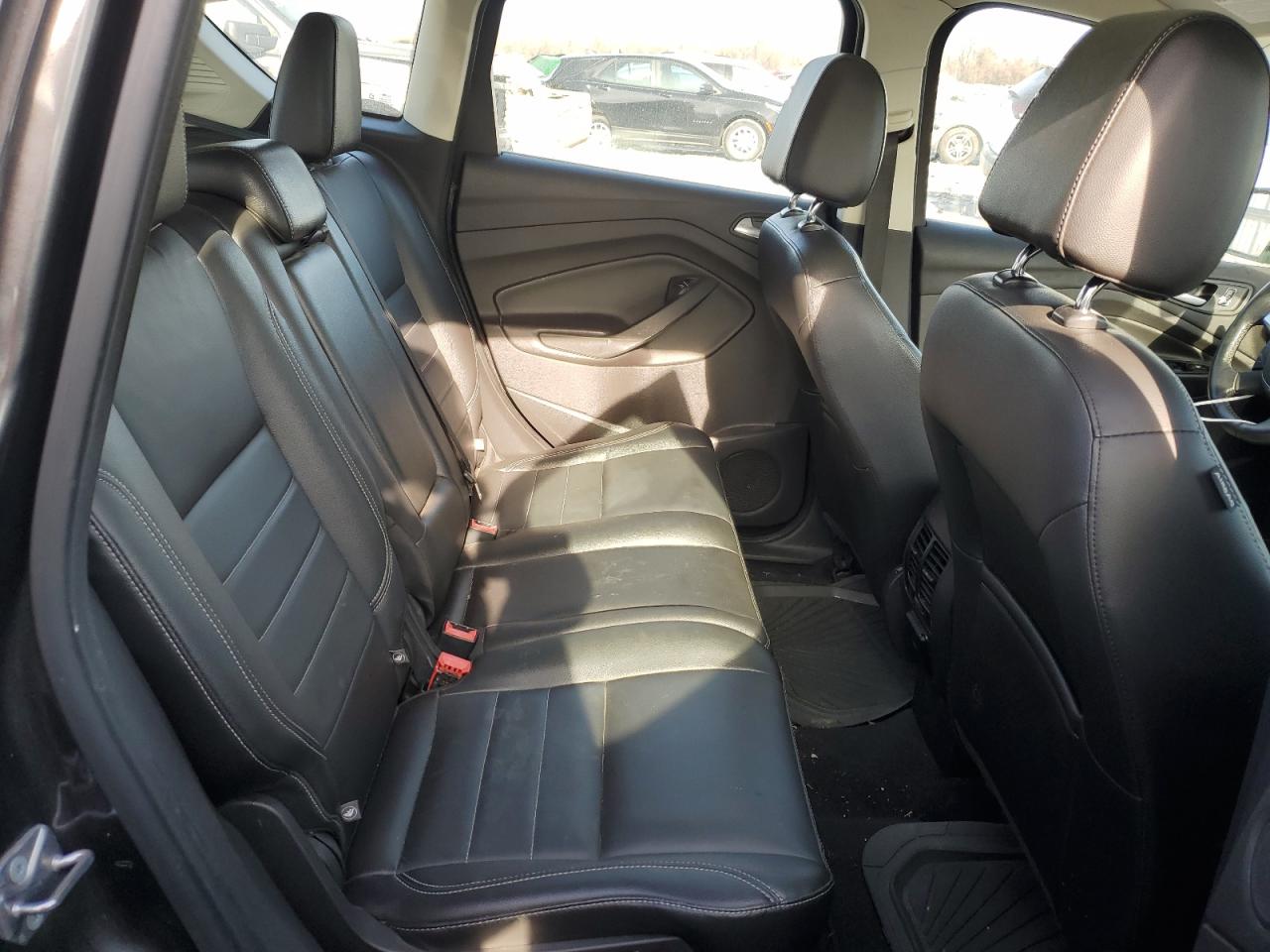 2015 Ford C-MAX - Image 11