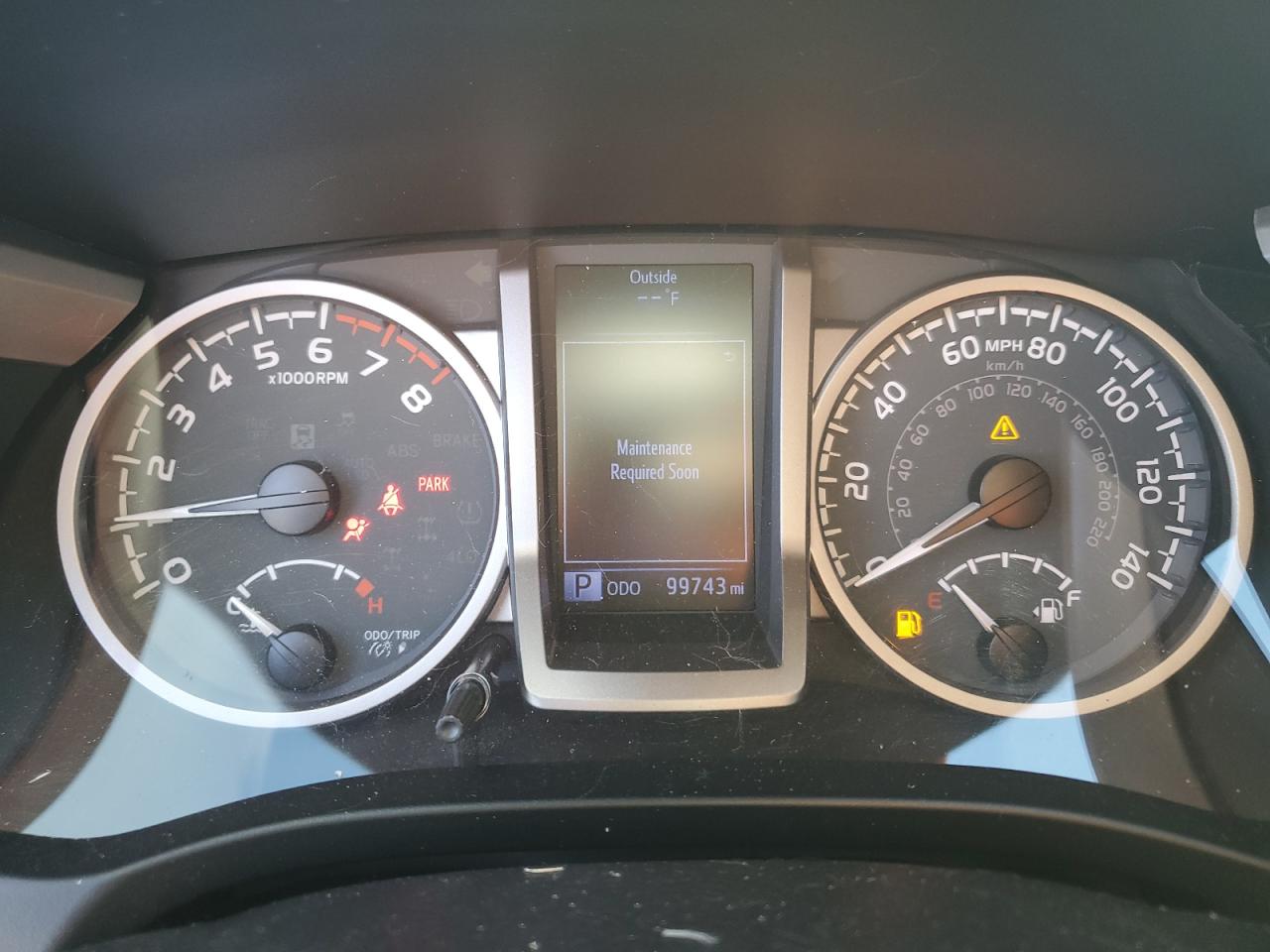 2020 Toyota Tacoma - Image 9