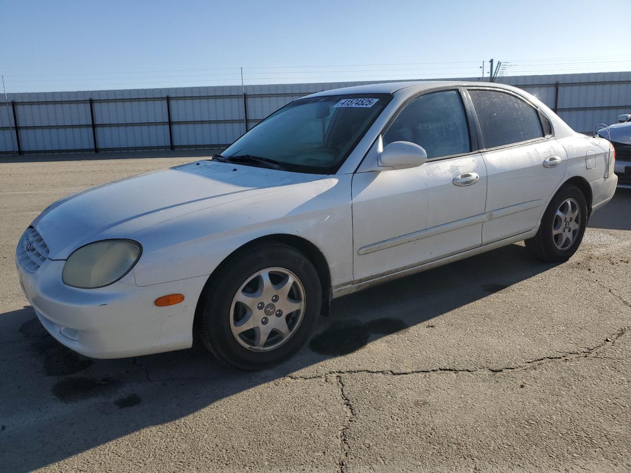 2000 Hyundai Sonata - Image 1