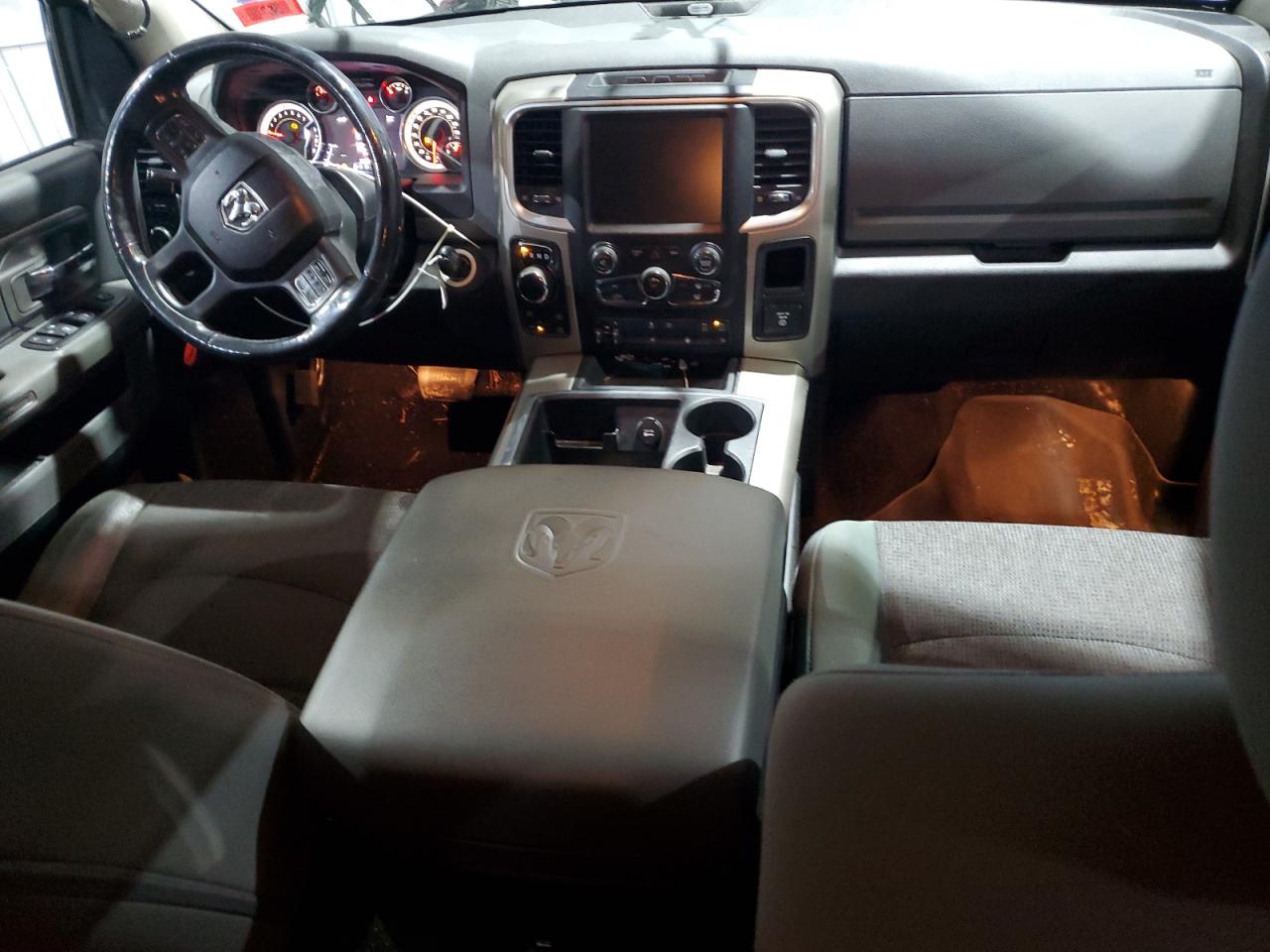 2014 RAM 1500 - Image 8