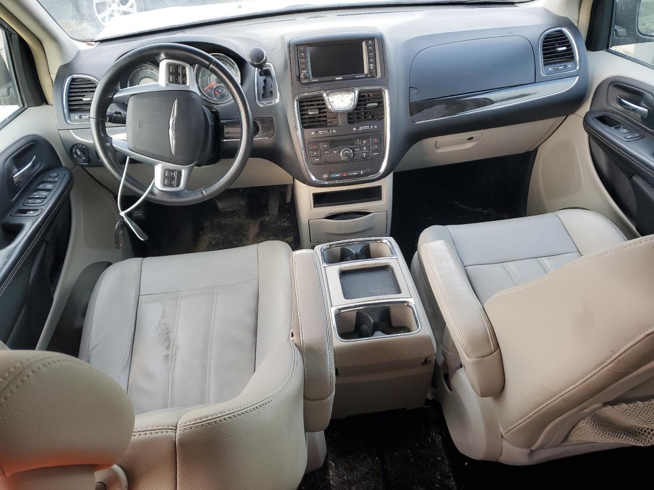 2013 Chrysler Town & Country Touring VIN: 2C4RC1BG8DR589275 Lot: 87692575