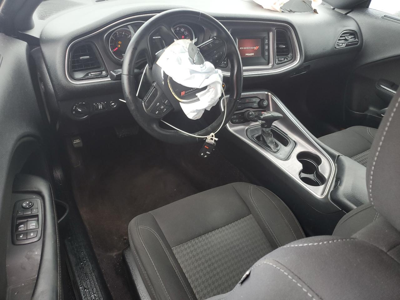 2017 Dodge Challenger - Image 8