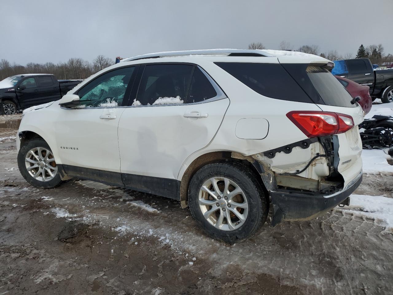 2018 Chevrolet Equinox - Image 2
