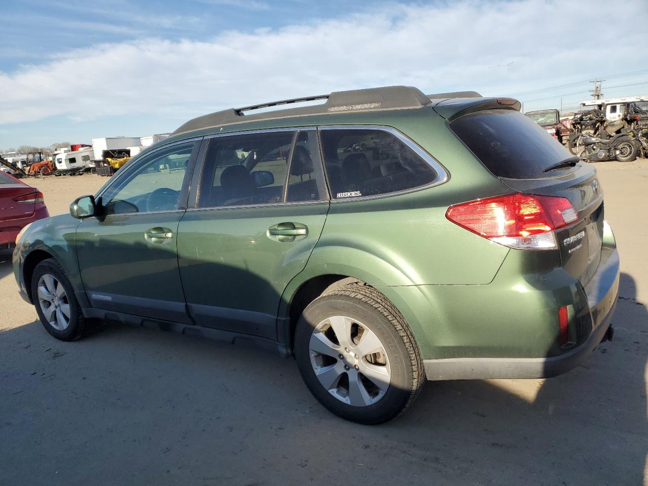 2010 Subaru Outback - Image 2