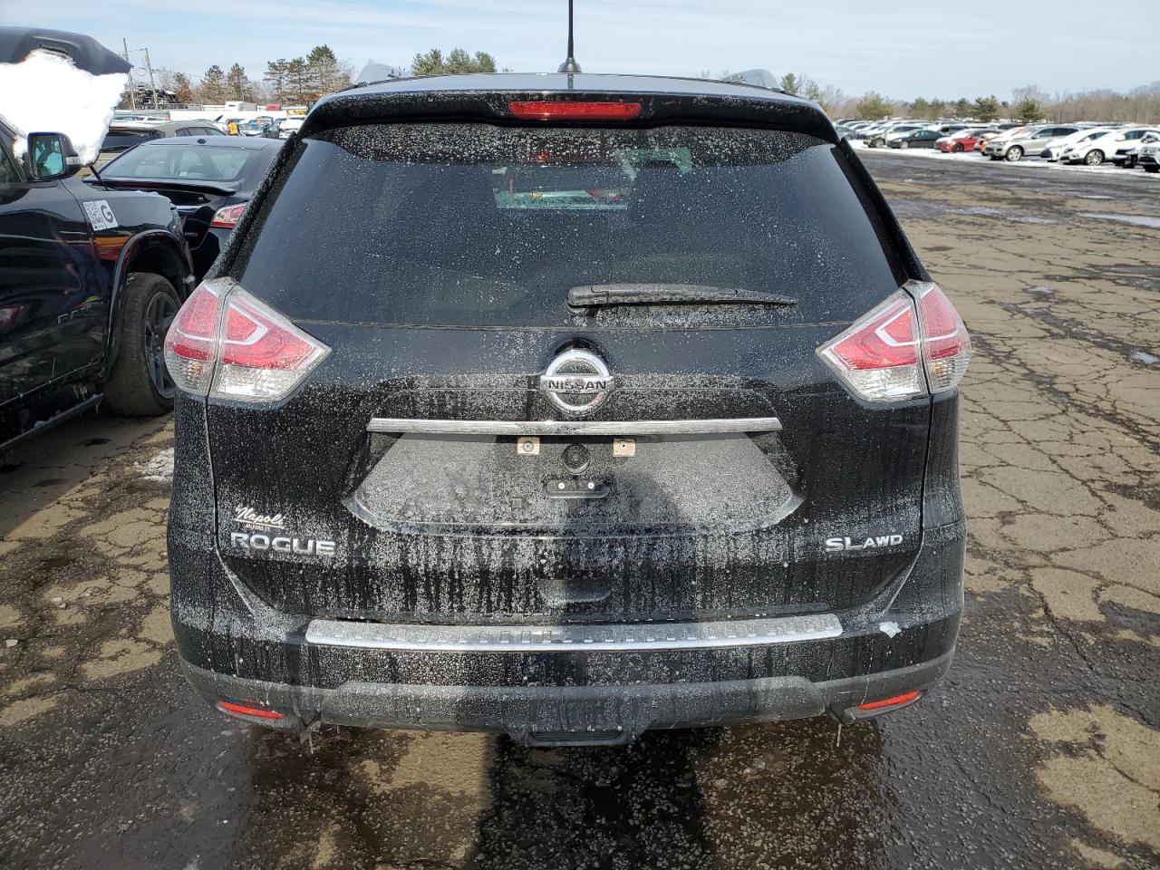 2016 Nissan Rogue - Image 6