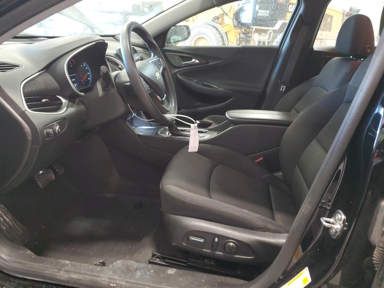 2023 Chevrolet Malibu - Image 7