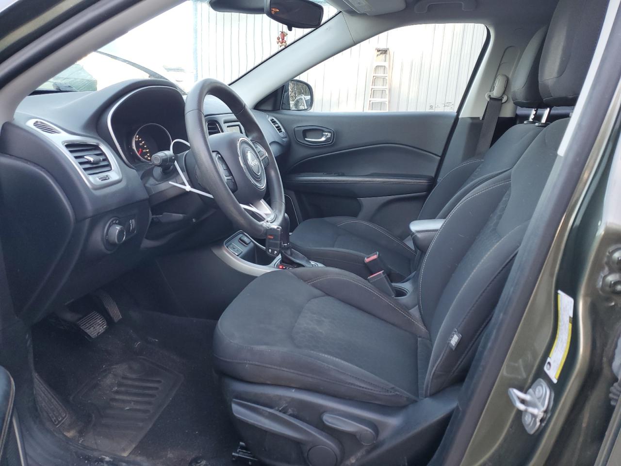 2018 Jeep Compass - Image 7