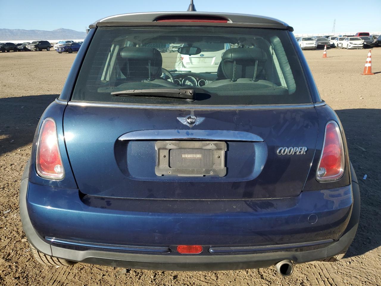 2006 MINI Cooper - Image 6