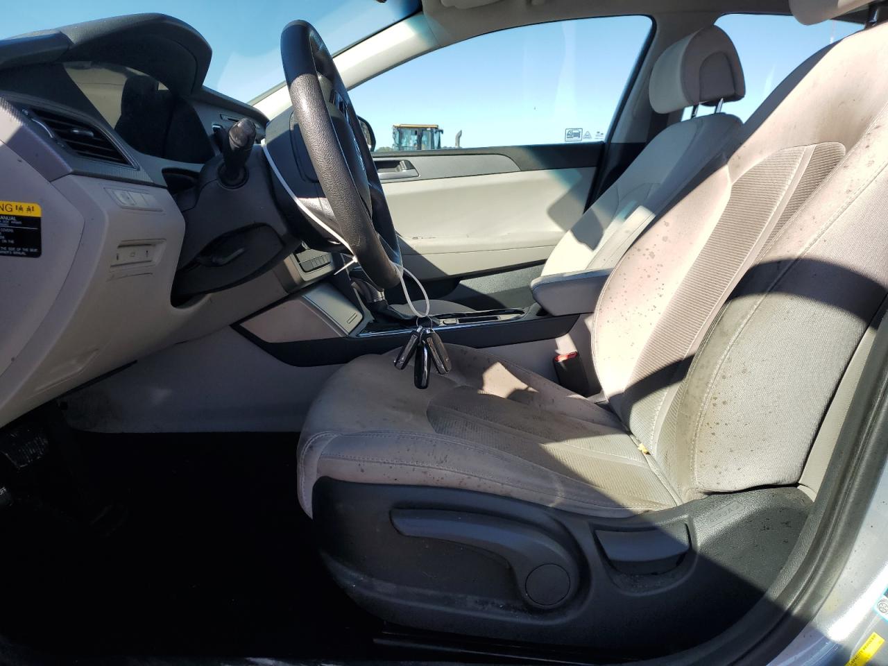 2016 Hyundai Sonata - Image 7