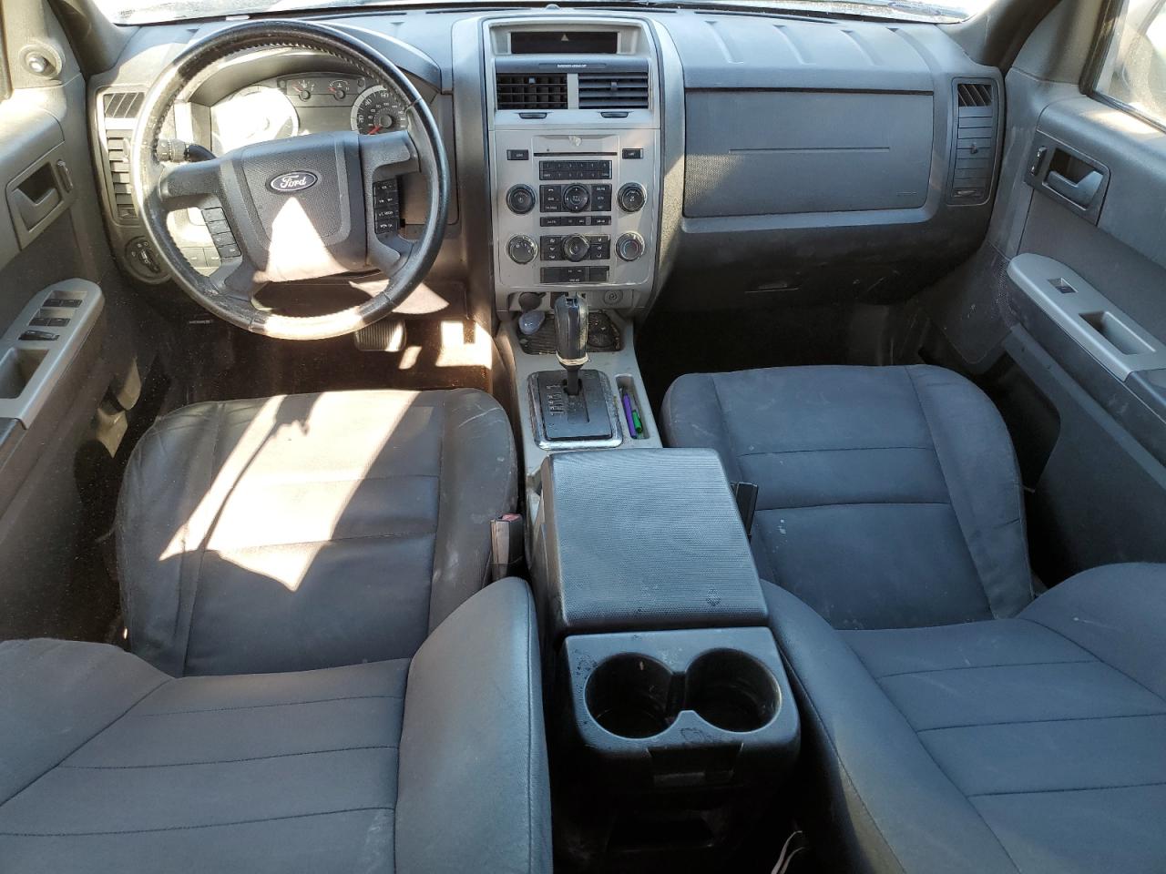 2011 Ford Escape - Image 8