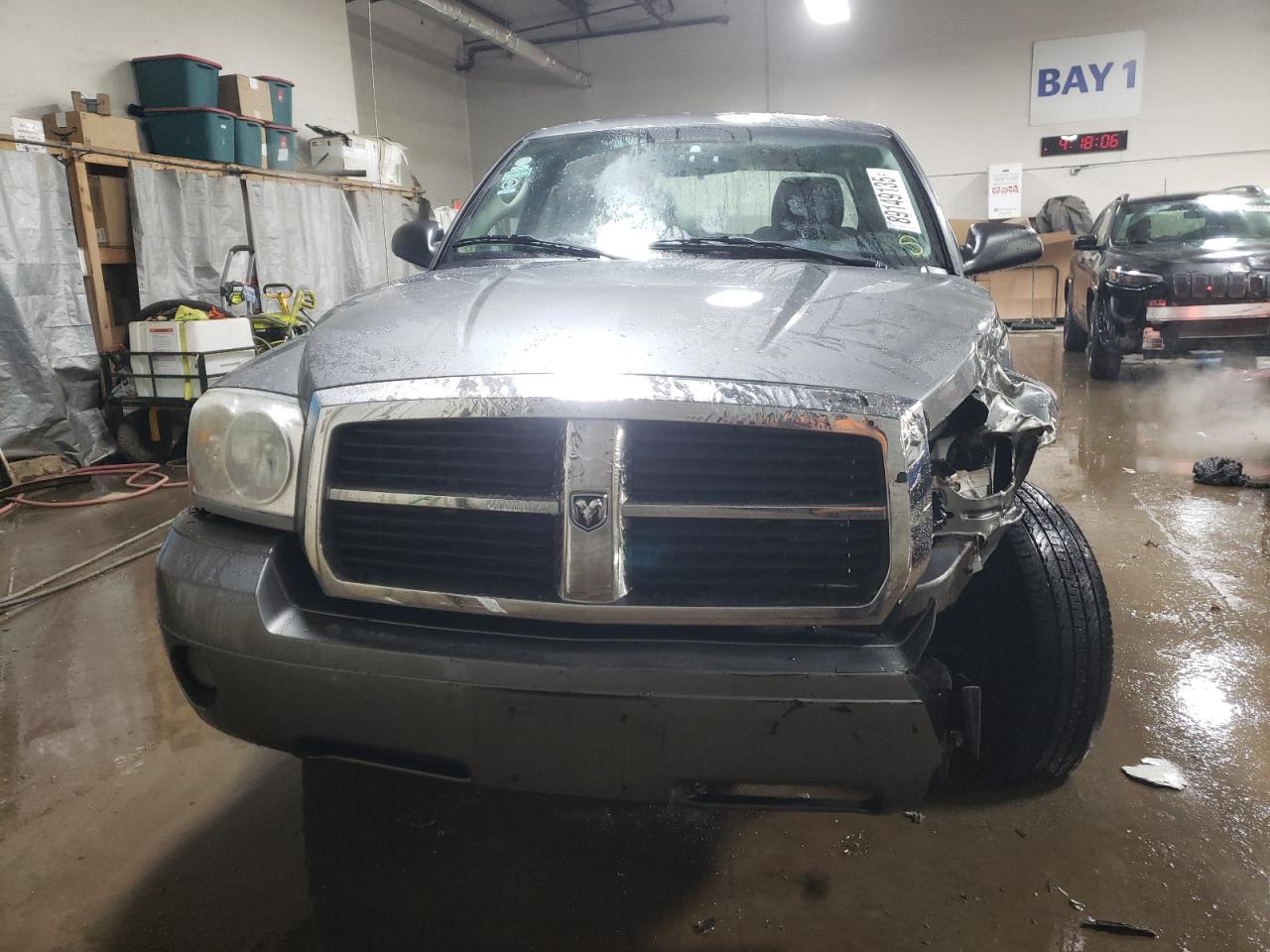 2005 Dodge Dakota - Image 5