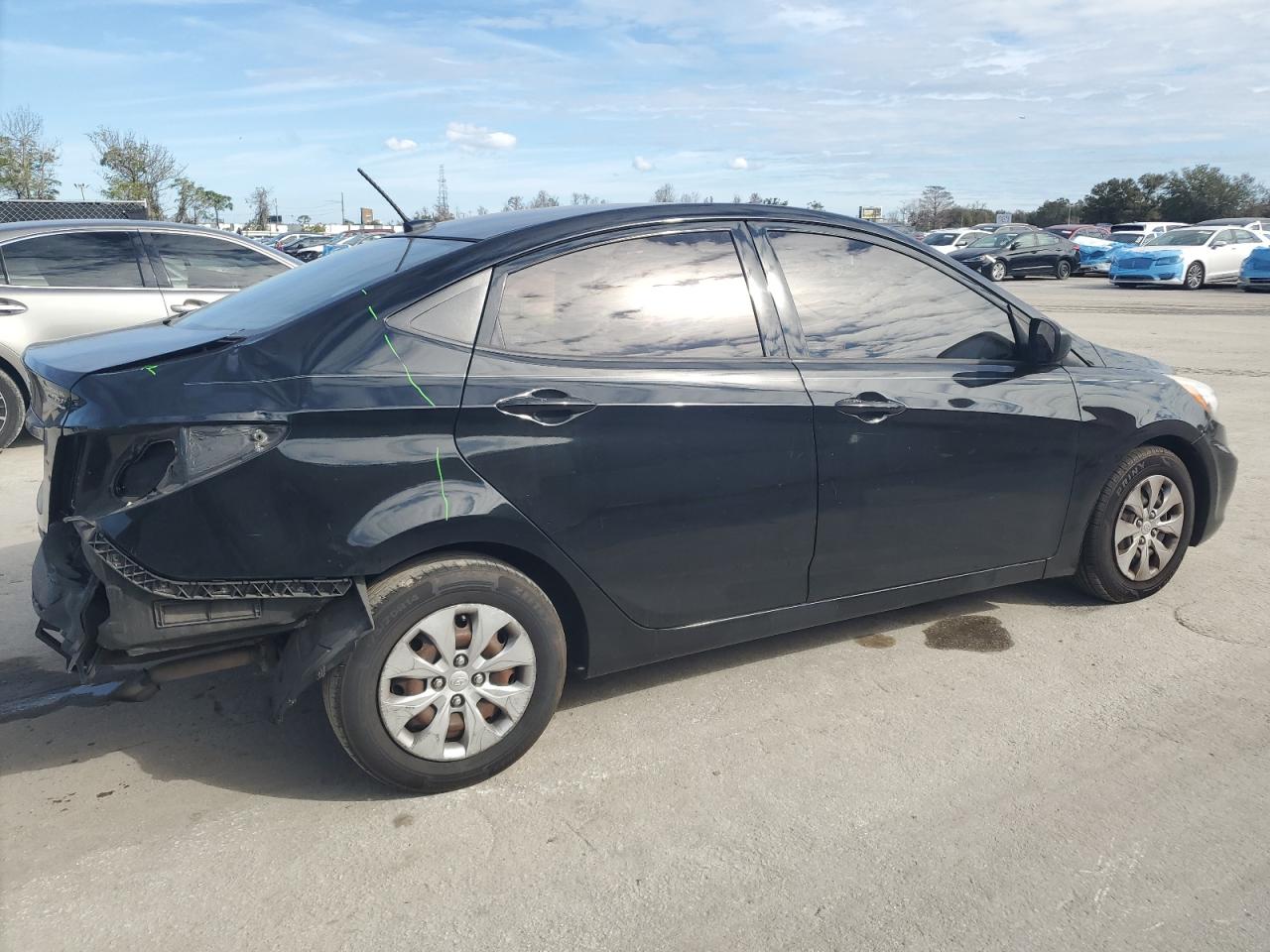2016 Hyundai Accent - Image 3