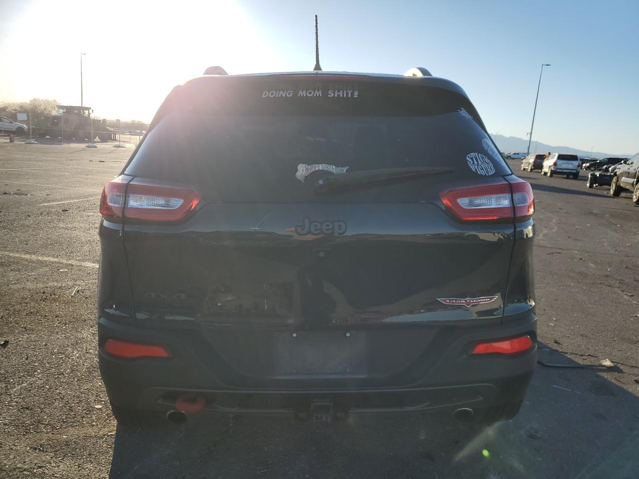 2016 Jeep Cherokee - Image 6