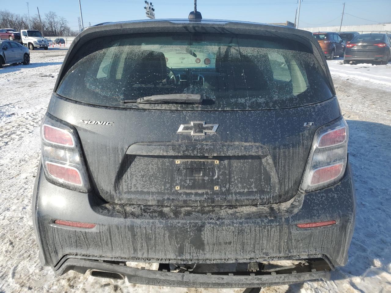 2018 Chevrolet Sonic - Image 6