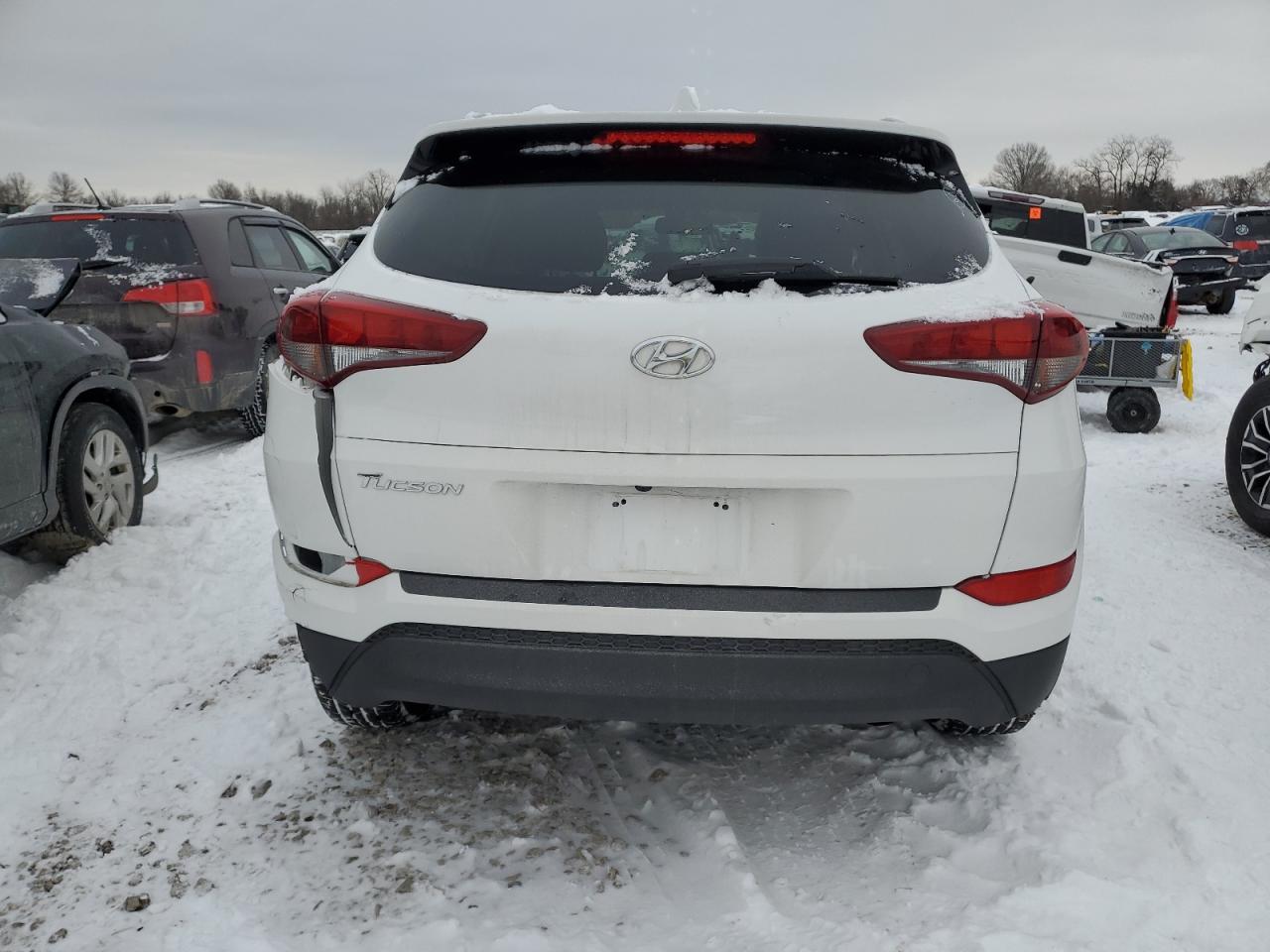 VIN KM8J33A4XJU691820 2018 HYUNDAI TUCSON no.6