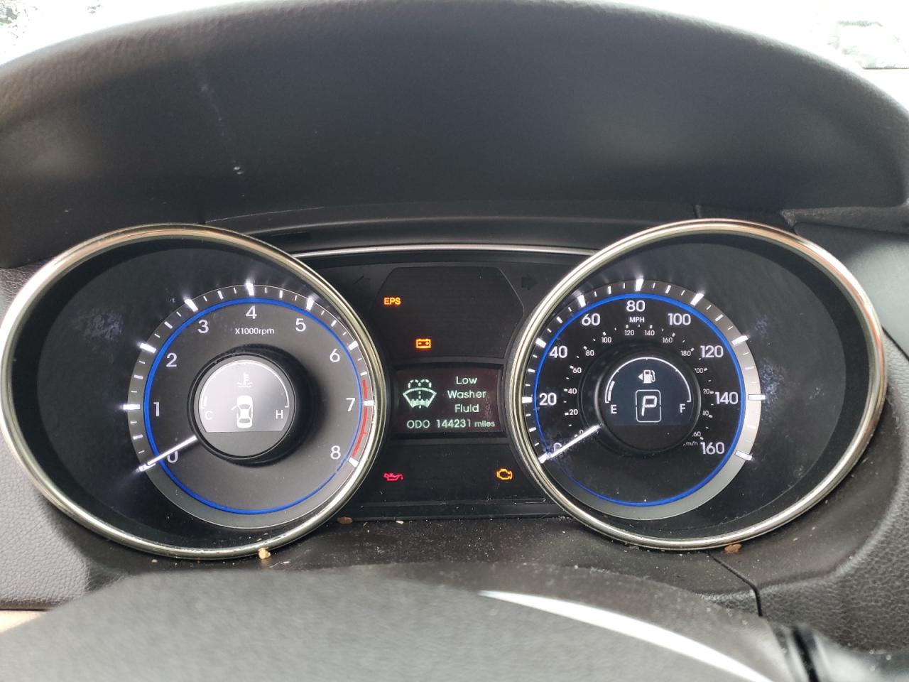 2012 Hyundai Sonata - Image 9