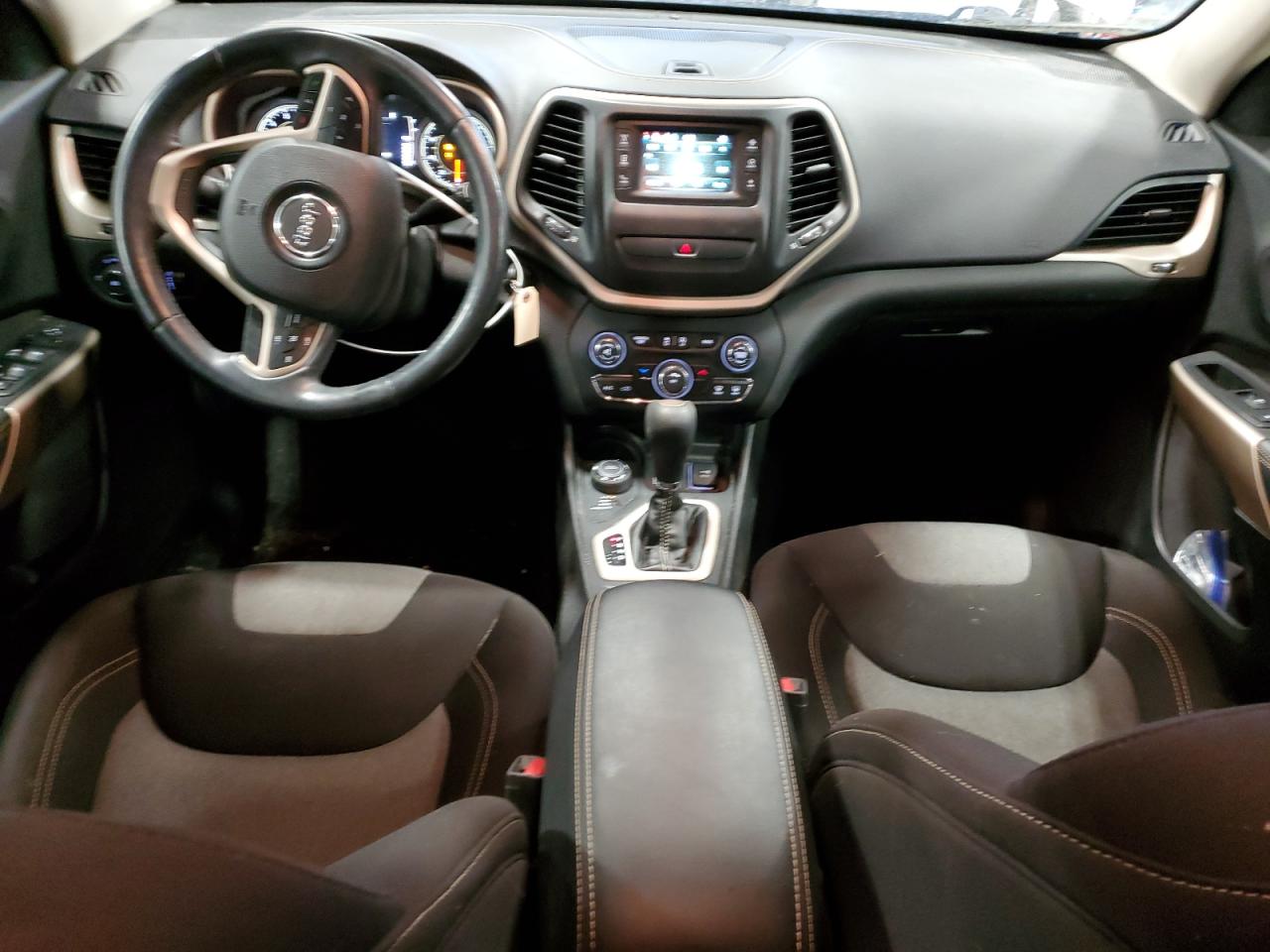 2018 Jeep Grand Cherokee - Image 8