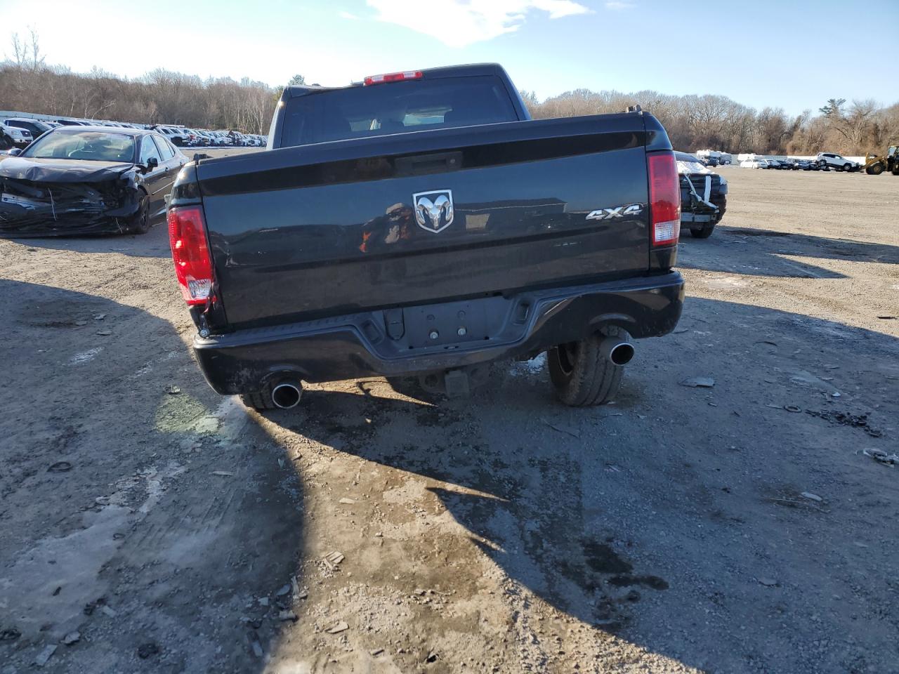 2017 RAM 1500 - Image 6