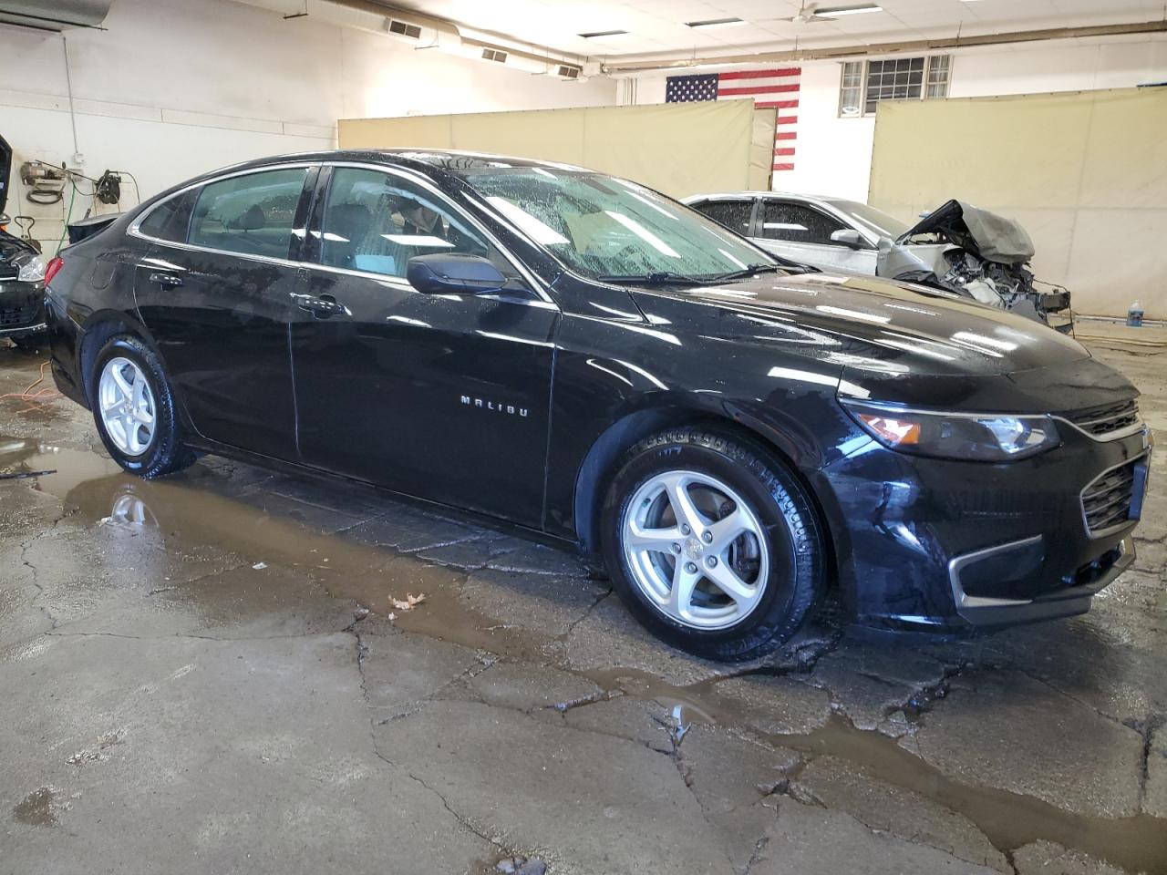 2016 Chevrolet Malibu - Image 4