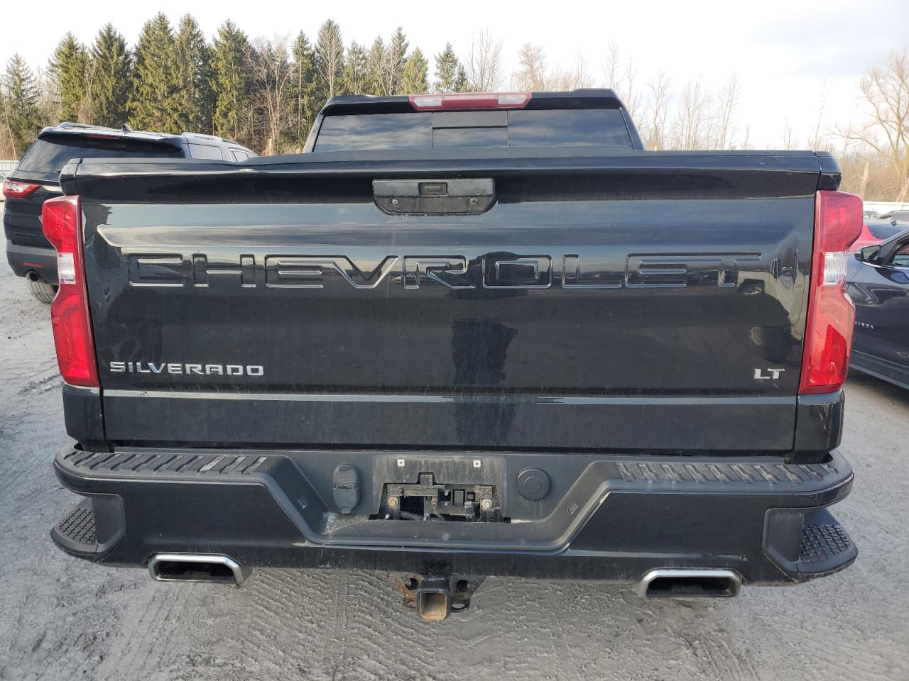 2019 Chevrolet Silverado - Image 6