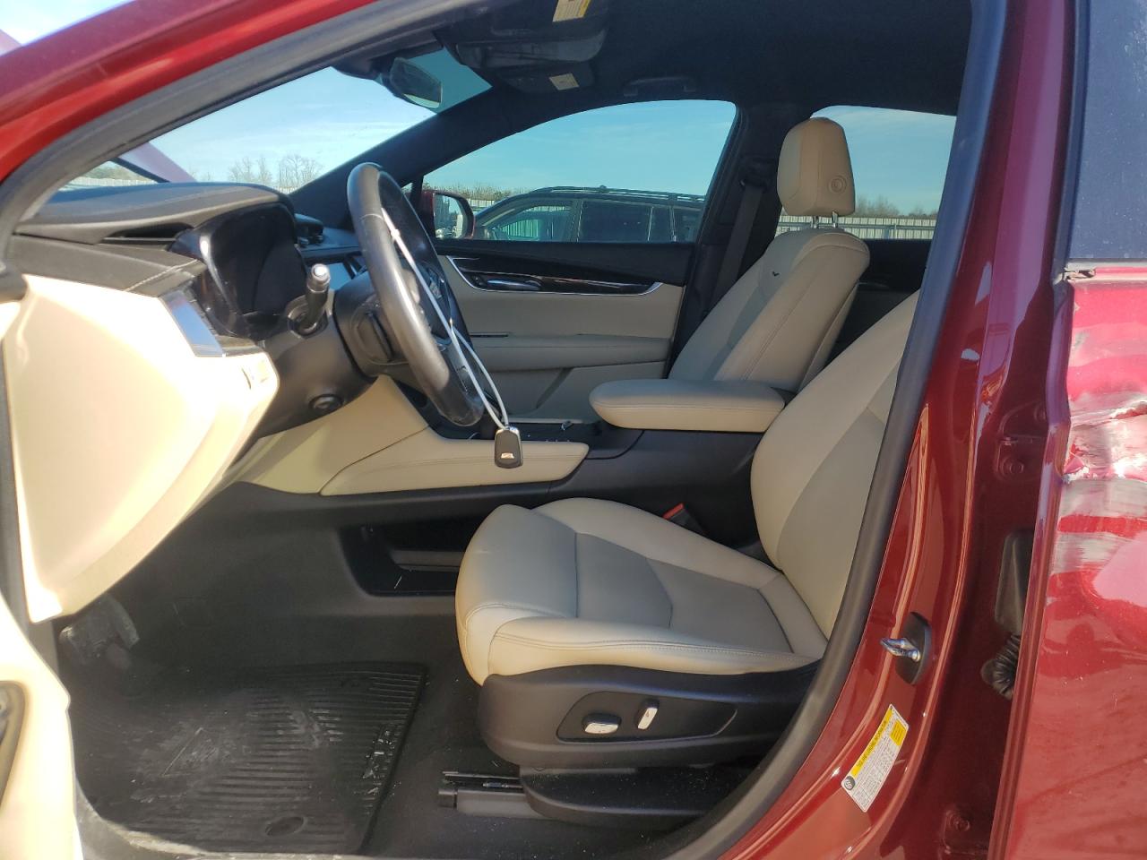 2018 Cadillac XT5 - Image 7