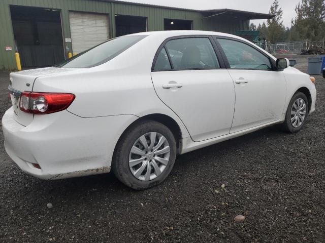 Sedans TOYOTA COROLLA 2012 Biały