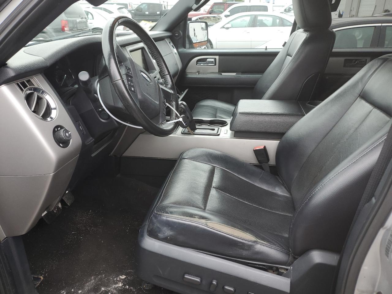 2015 Ford Expedition - Image 5