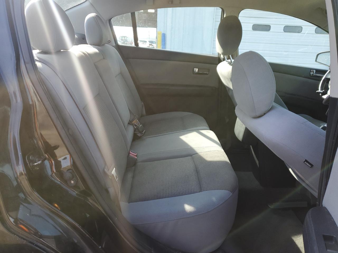 2012 Nissan Sentra - Image 10