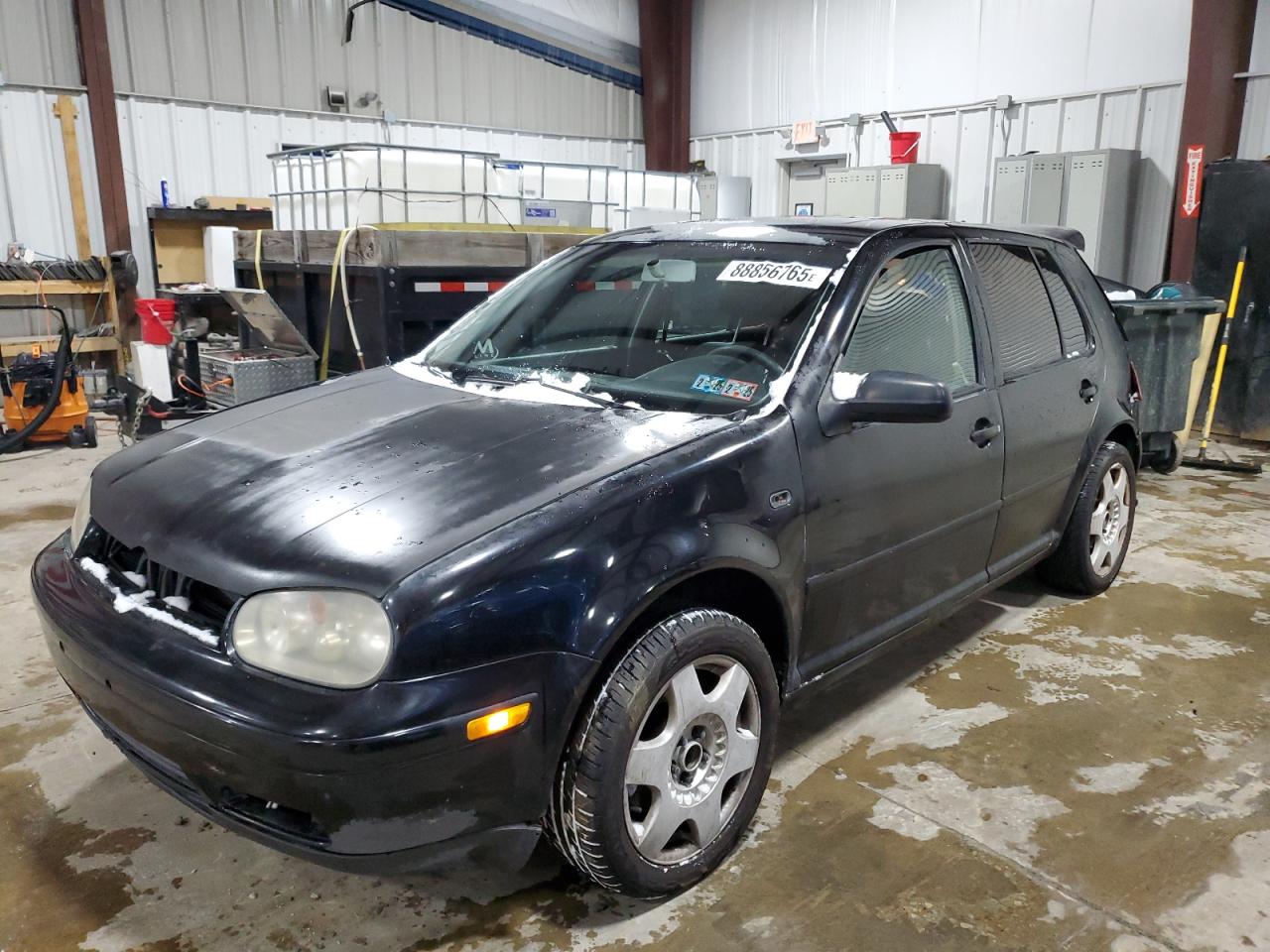 2004 Volkswagen Golf - Image 1