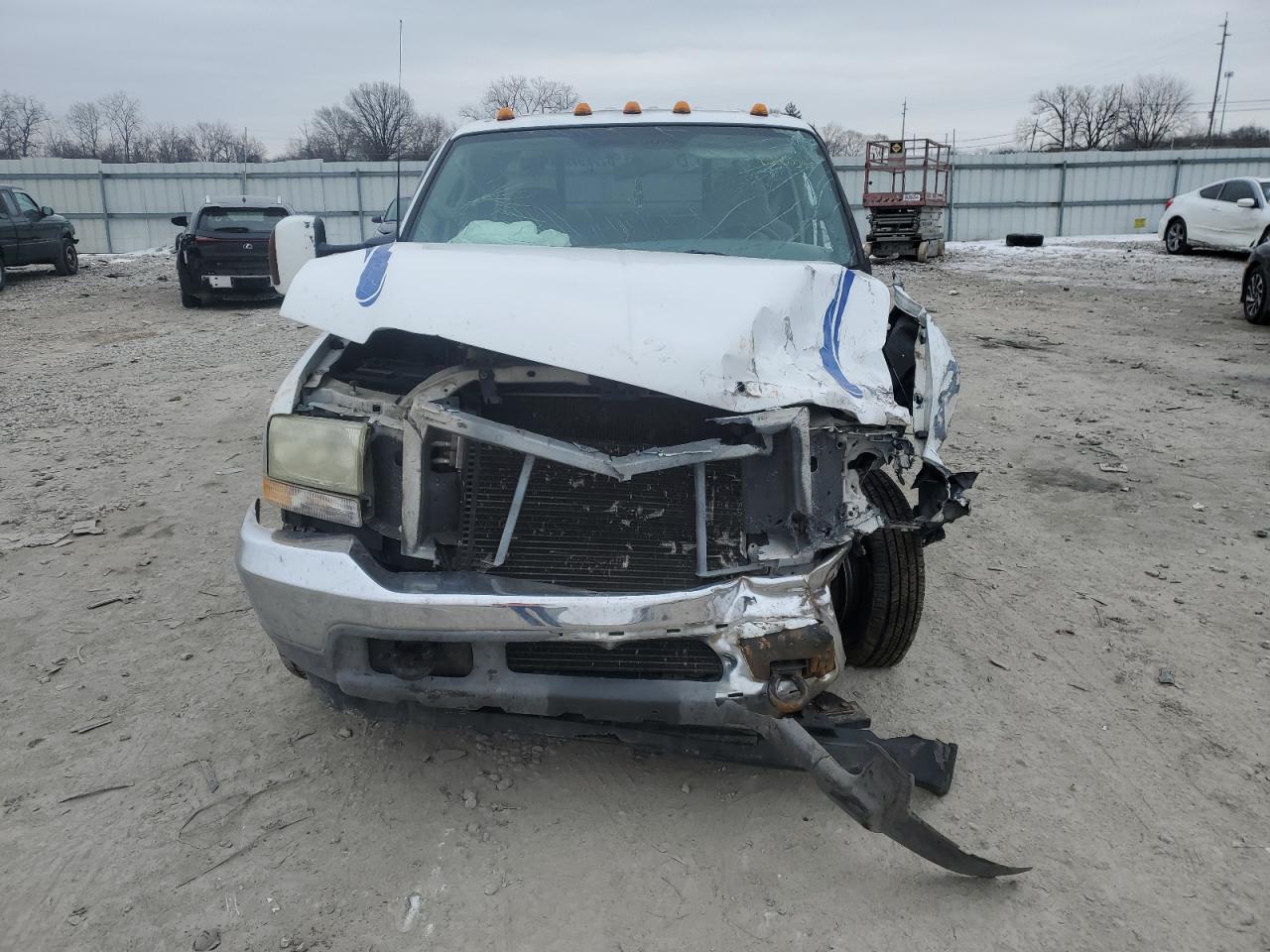 2003 Ford F350 - Image 5