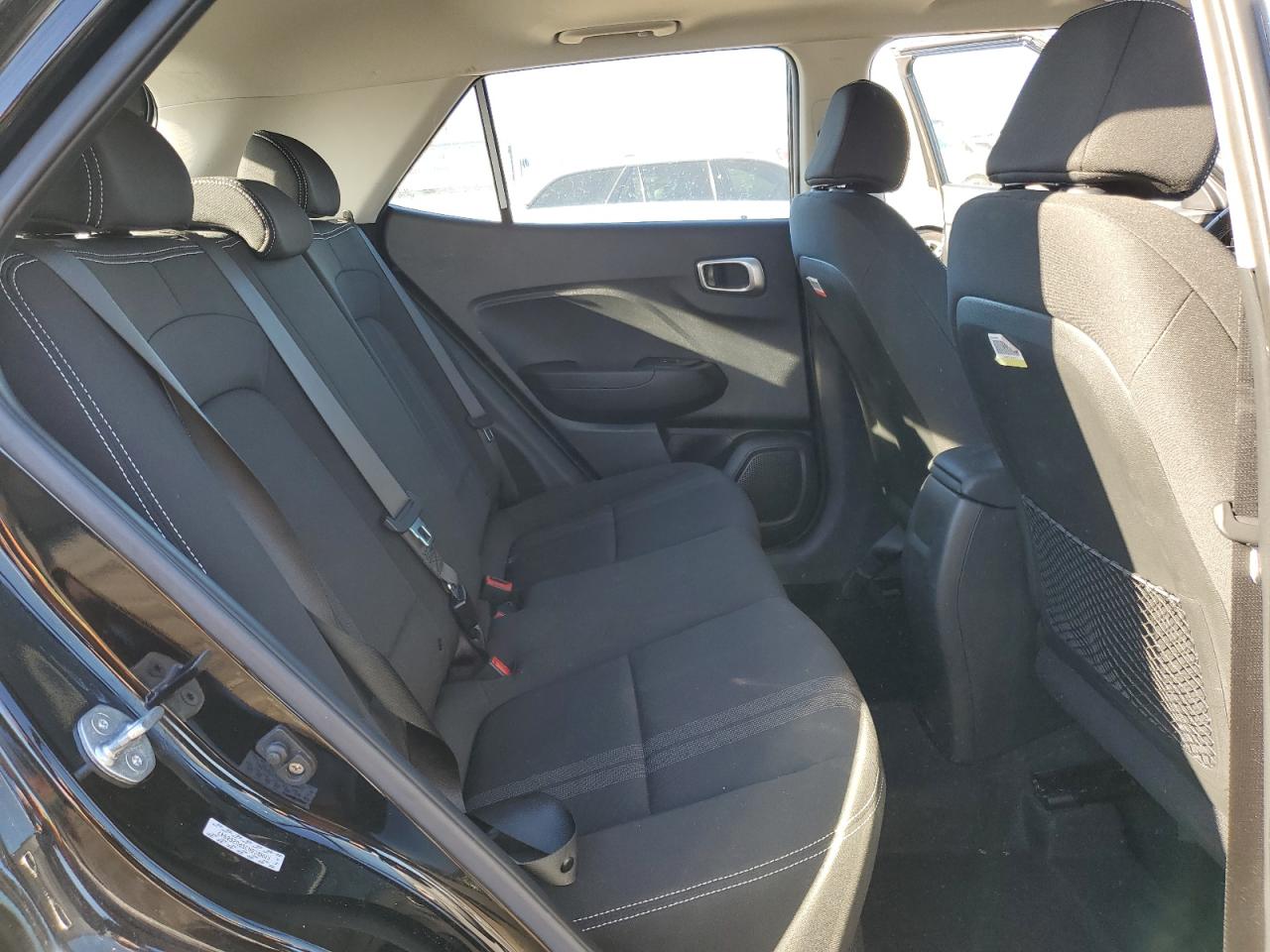 2023 Hyundai Venue - Image 11