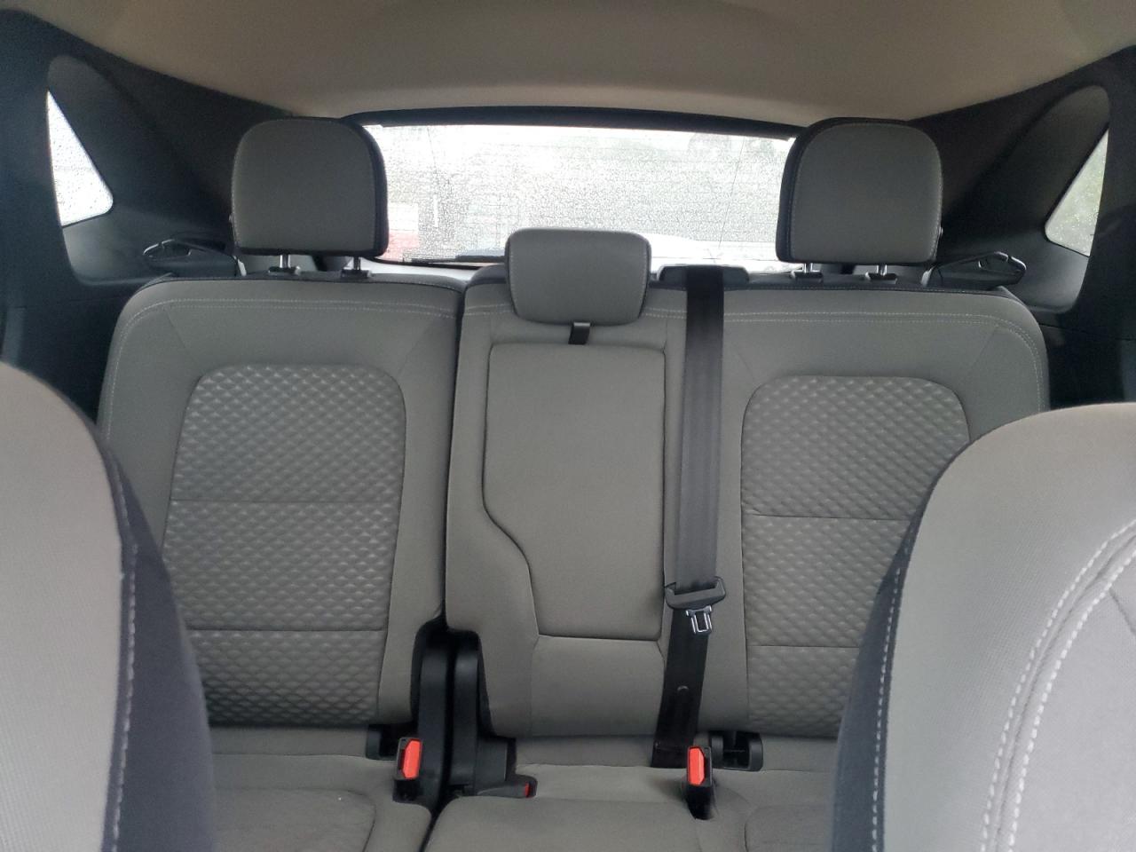 2020 Ford Escape - Image 10