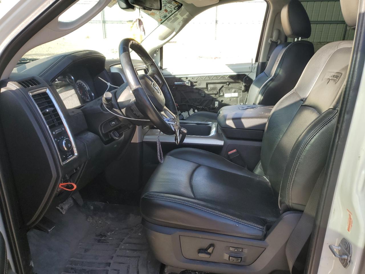 2016 RAM 1500 - Image 7