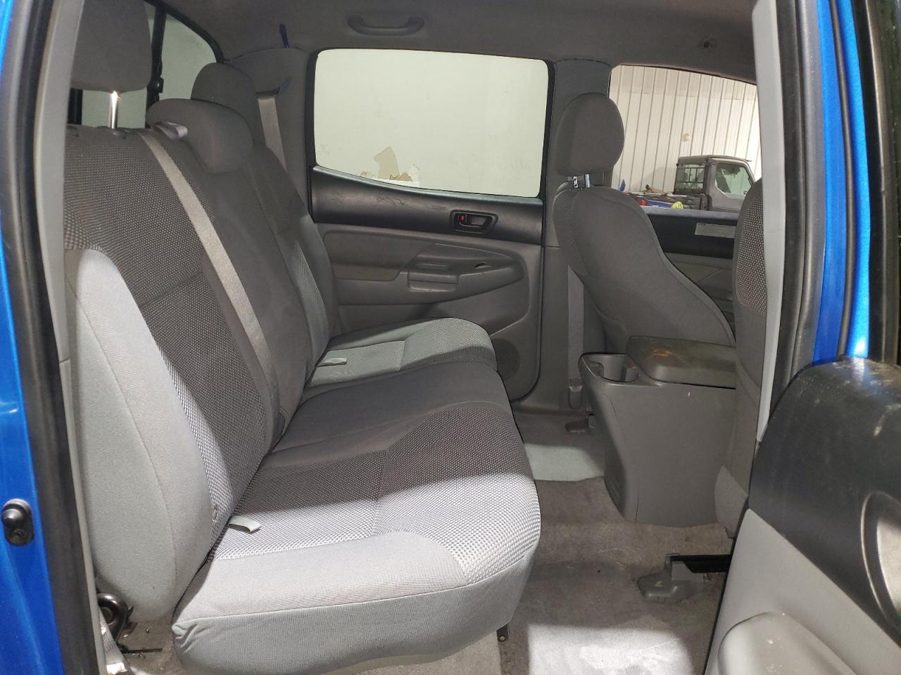 2006 Toyota Tacoma - Image 10