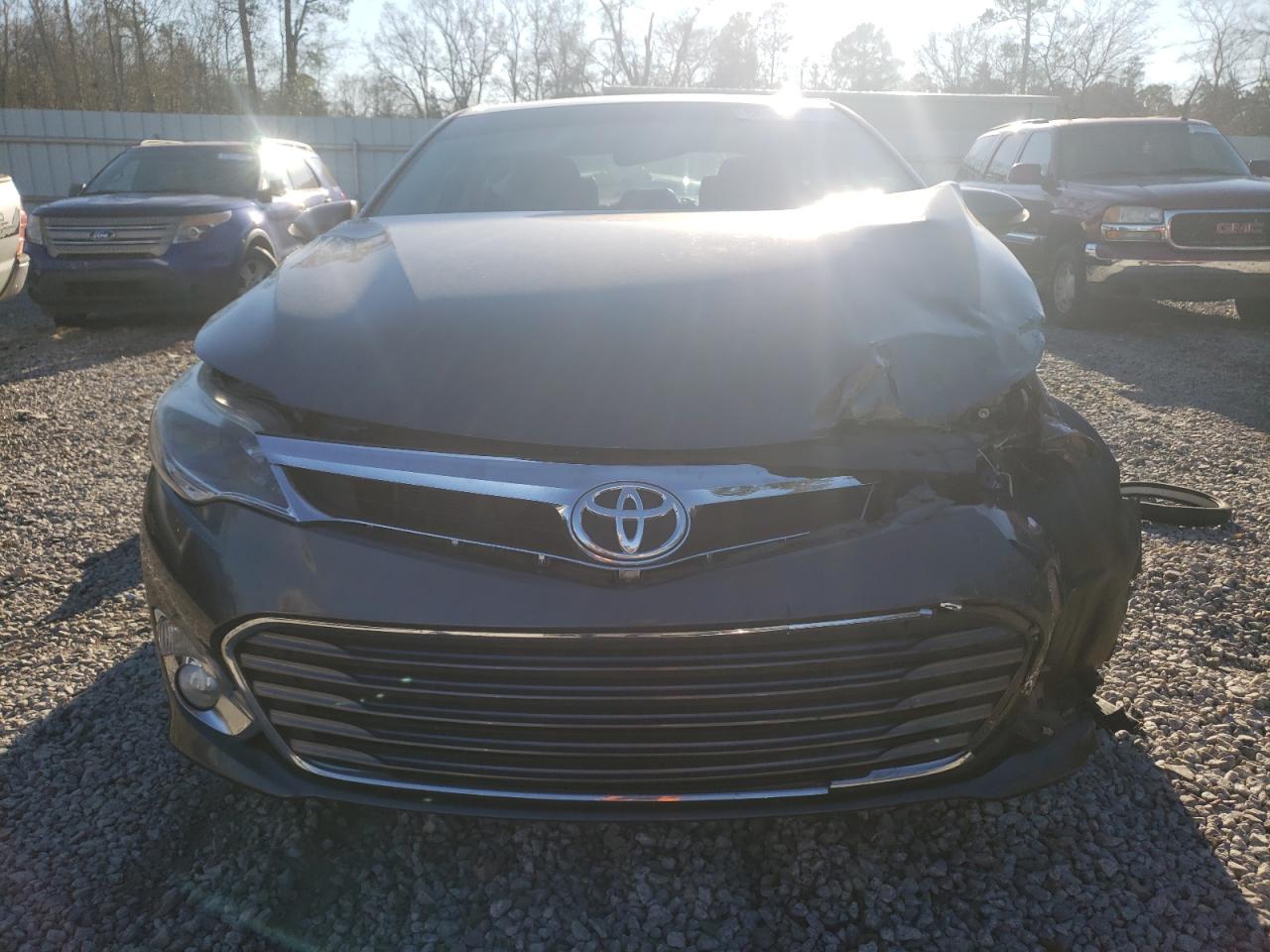 2014 Toyota Avalon - Image 5