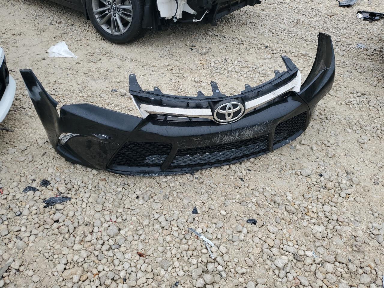 2017 Toyota Camry - Image 12