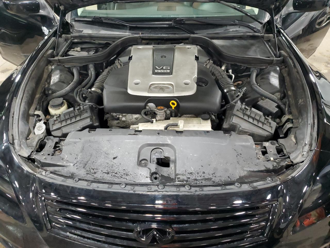 2013 Infiniti G - Image 12