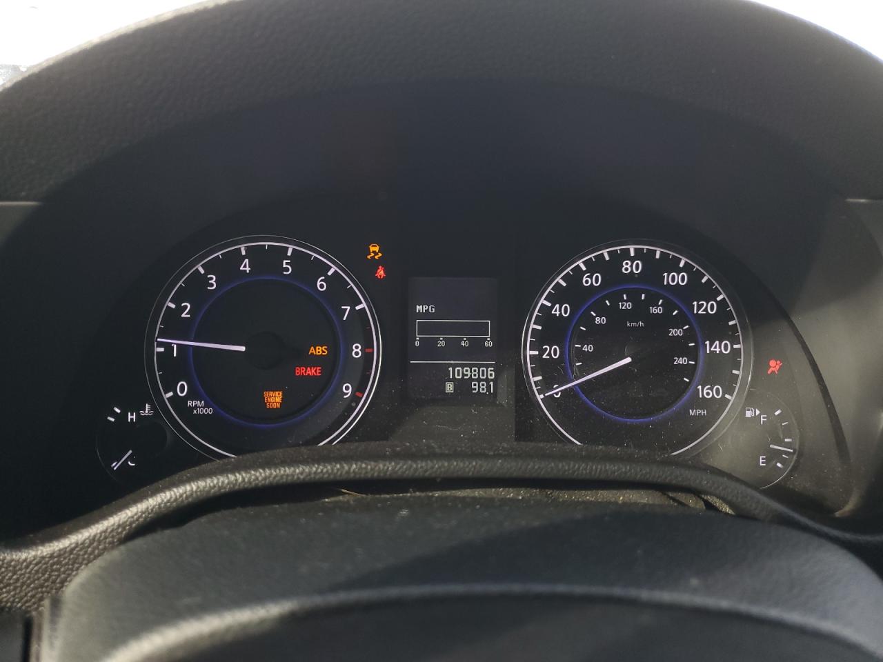 2012 Infiniti G - Image 9