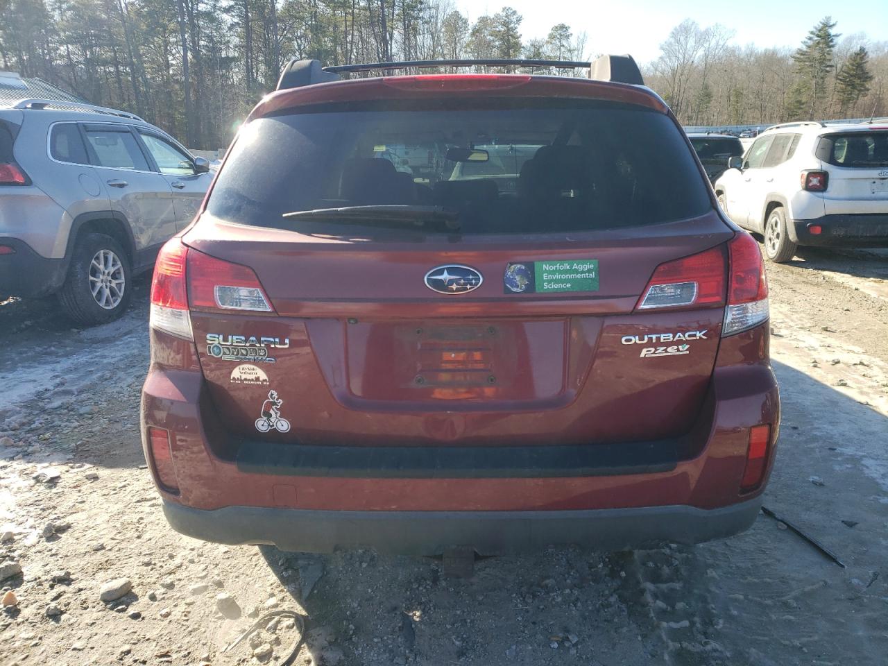 2011 Subaru Outback - Image 6