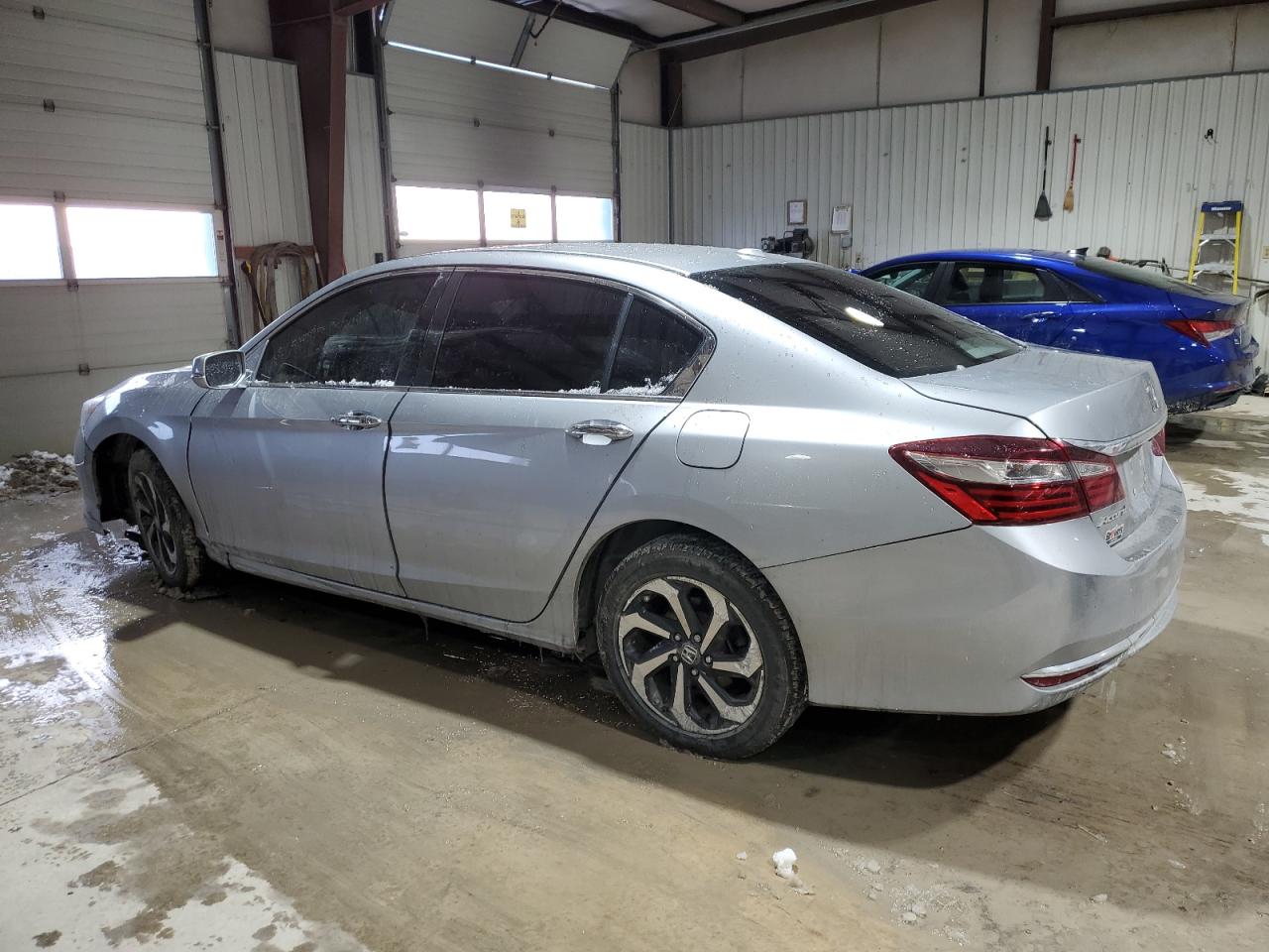 2017 Honda Accord - Image 2