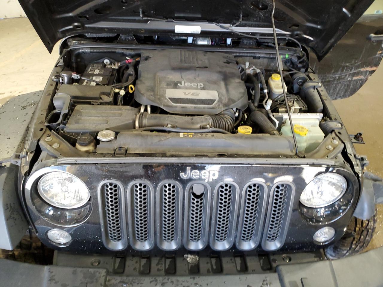 2018 Jeep Wrangler - Image 12