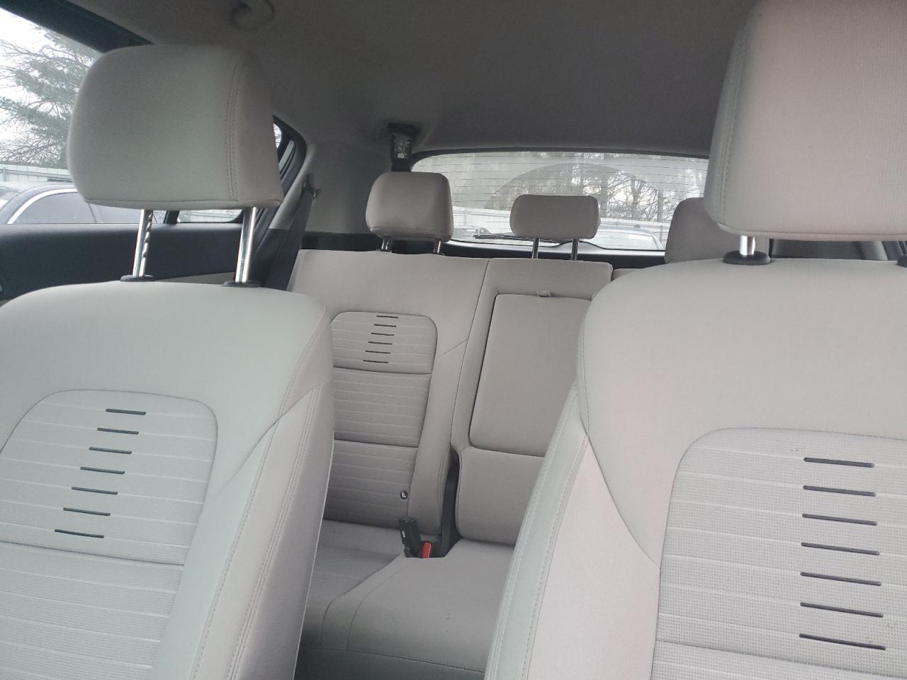 2020 Kia Sportage - Image 10